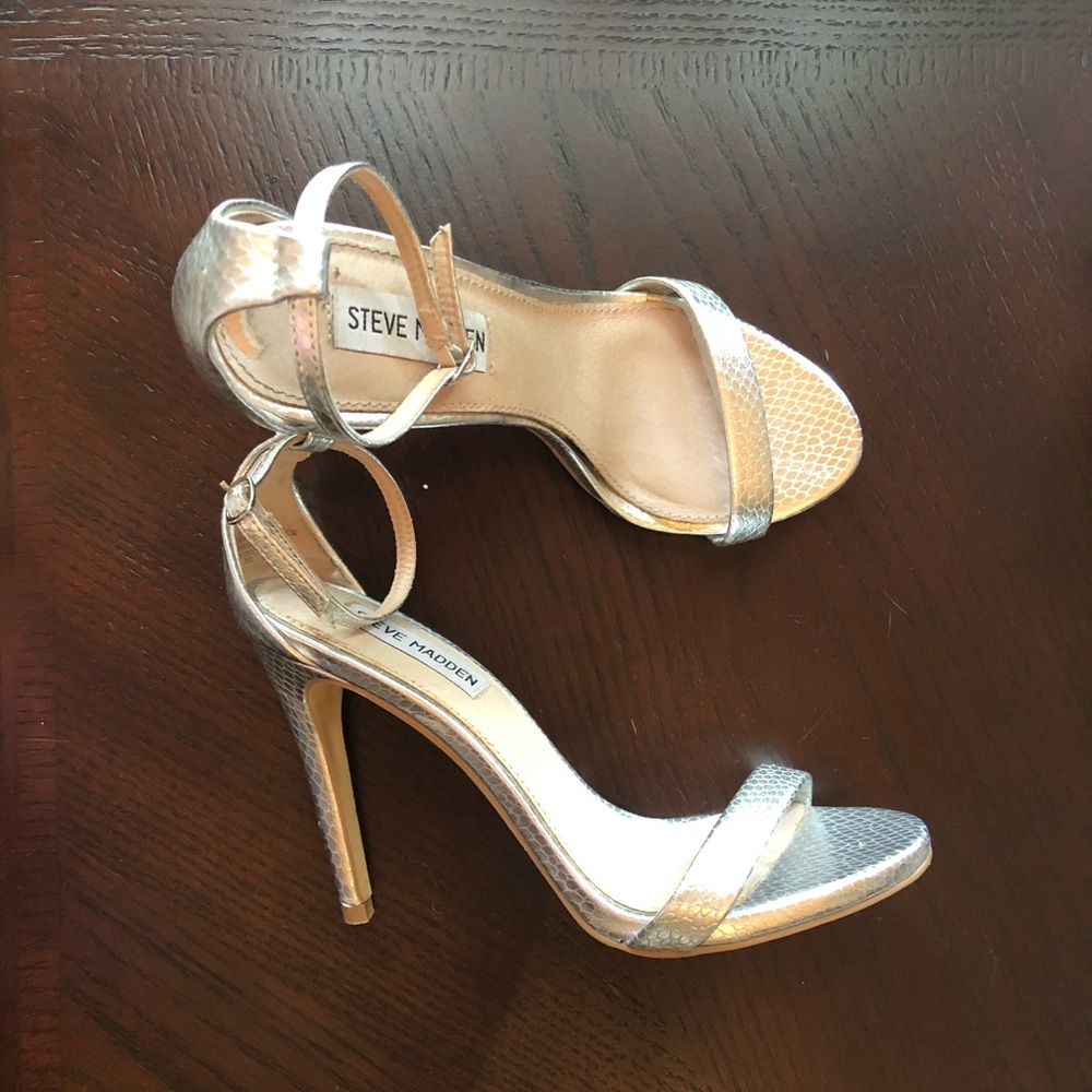 Steve Madden Size 7 Silver Heels